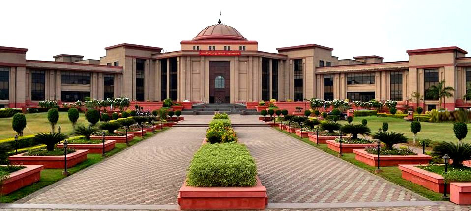 Chhattisgarh High Court said Live-in Relationship is a Stigma - INFORMATION SITE