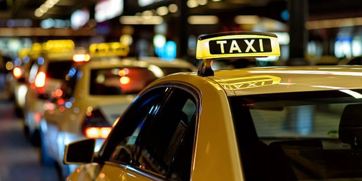 Exploring Taxi Travel in the UK Key Routes from Major Airports and Cities