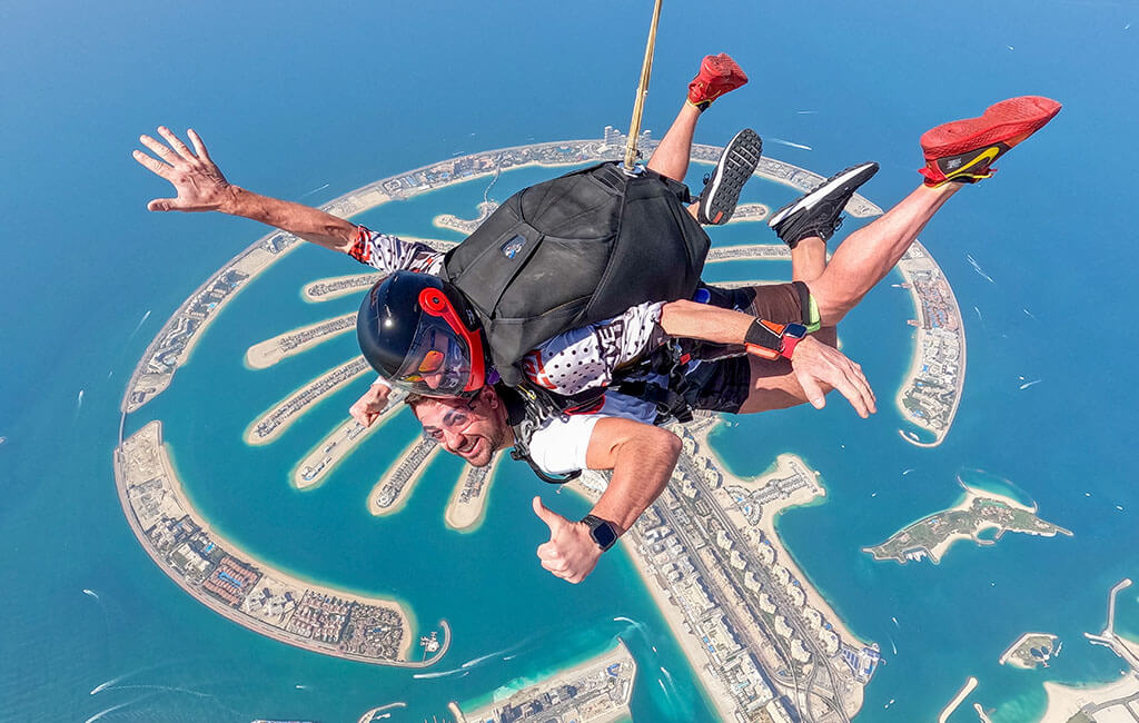 Book Skydiving Dubai Tickets - Price & 2025 Offers