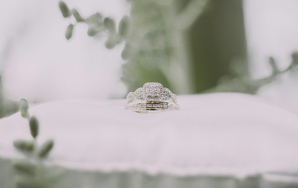 Upgrade Your Engagement Ring Look with These Stunning Ring Wraps – Webs Article