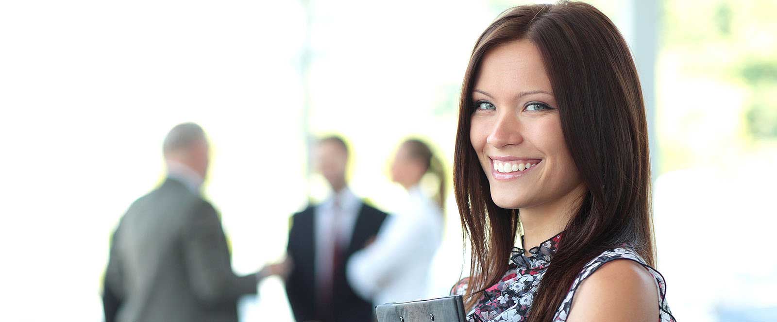 Choosing the Right Jeweler for Your Redesign Project: A Comprehensive Guide