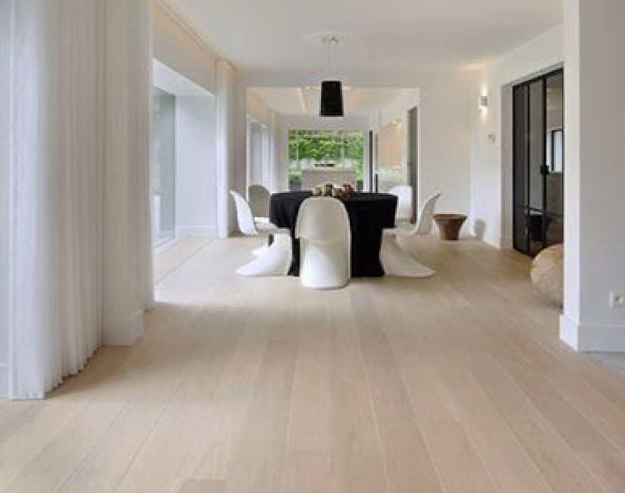Tools you need to install laminate and hardwood flooring - Cambridge Floors
