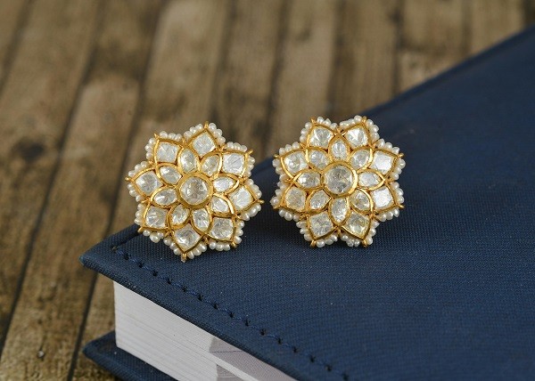 How Custom Earrings Compliment Your Personal Style? - Rutherford Voice