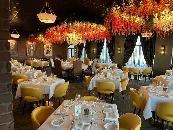 Best Restaurants in Tradition FL